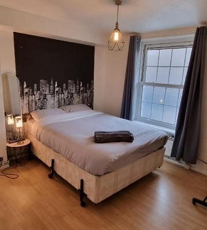 Property In Brixton Londyn Zewnętrze zdjęcie